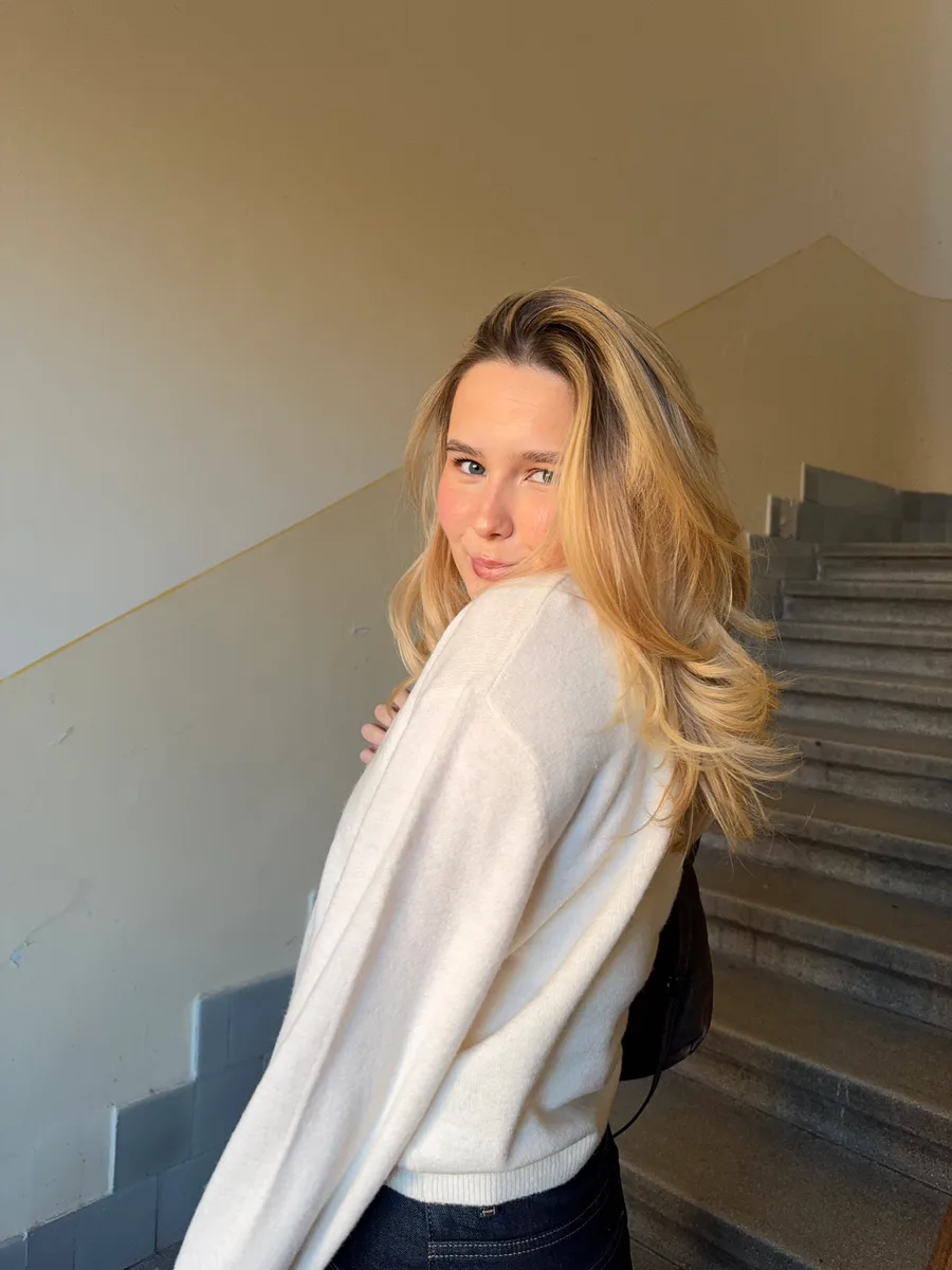 Veronika D.